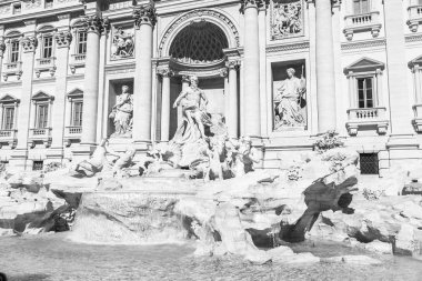 Roma, İtalya, 5 Şubat 2017. Fontana di Trevi (oluşturulan 1732-1762 yılında mimar Nicolo Salvi tarafından) bilir Pauly'nın palace bitişik. Çeşme bir şehir sembolleri, birçok film baskılı