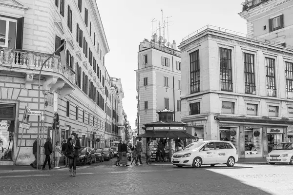 Рим, Італія, на 5 березня 2017 року. Міського пейзажу. Красиві будинки зробити привабливим архітектурний комплекс вулиці в центрі міста. — стокове фото