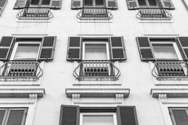 Roma, İtalya, 5 Şubat 2017. Şehir Merkezi ve tipik bir dekor içinde bir bina cephe bilir