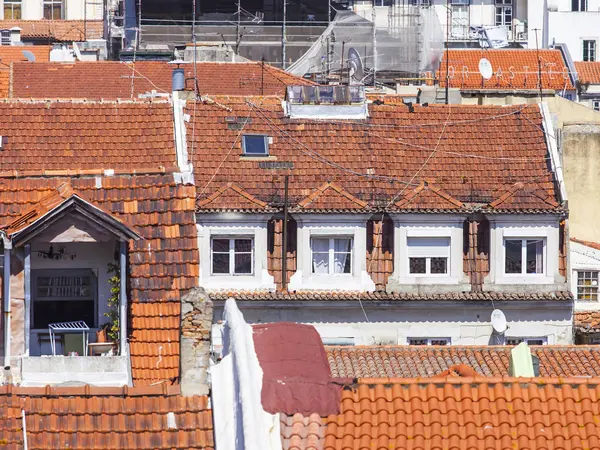 LISBOA, PORTUGAL, 22 de junio de 2017. La fachada del edificio en el centro —  Fotos de Stock