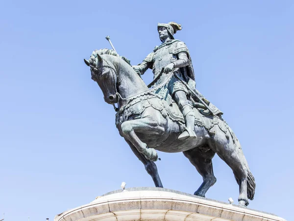 LISBONA, PORTOGALLO, il 15 giugno 2017. Il monumento decora un complesso architettonico di Pietro IV Piazza di in centro. Frammento . — Foto Stock