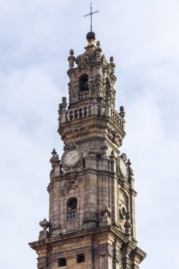 Porto, Portekiz, üzerinde 17 Haziran 2017. Bir ana şehir manzaraları, Torre kule dos Clerigos kilise çanı, Barok, 18. yüzyıl bilir. 
