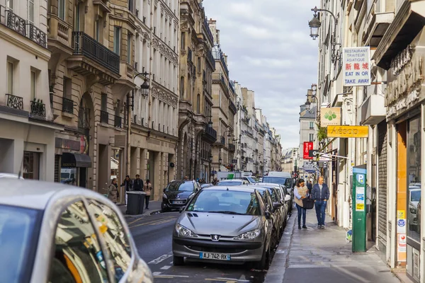 Paris Francia Octubre 2017 Gente Por Hermosa Calle Conjunto Coches — Foto de Stock