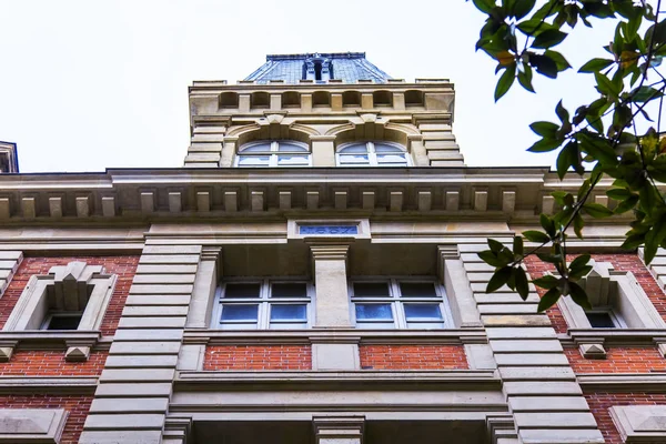 Paris Frankrike Oktober 2017 Solen Lyser Staden Gatan Och Typiska — Stockfoto