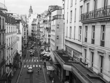 Paris, Fransa, üzerinde 27 Ekim 2017. Sonbahar şehir manzarası. Çekici bir mimari kompleks şık güzel evler yapmak. 