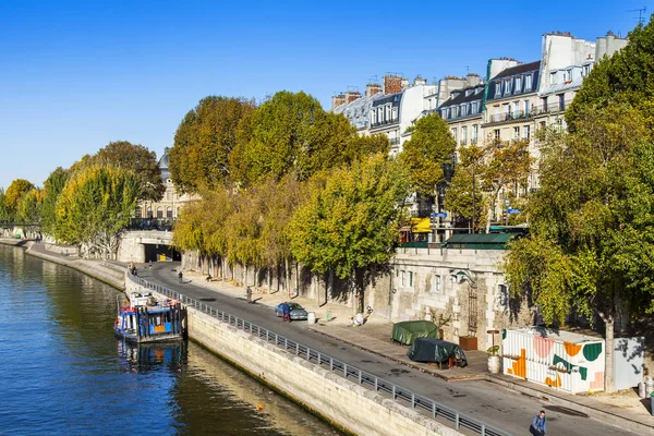 Parigi Francia Ottobre 2017 Paesaggio Autunnale Sole Illumina Senna Gli — Foto Stock