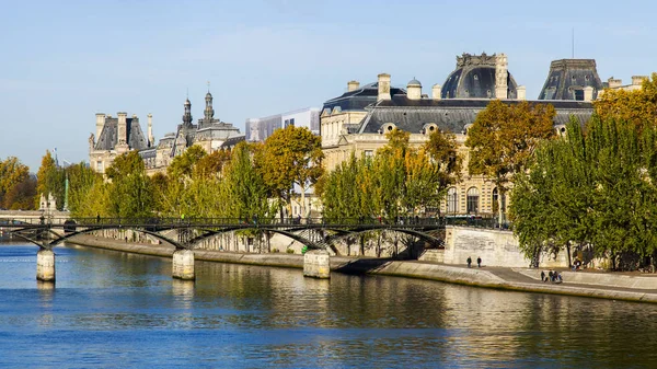 Parigi Francia Ottobre 2017 Paesaggio Autunnale Sole Illumina Senna Gli — Foto Stock