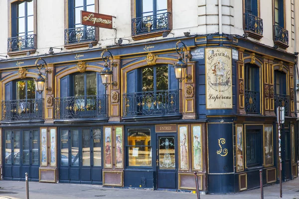 Paris Frankreich Oktober 2017 Verschiedene Waren Werden Einem Schönen Schaufenster — Stockfoto