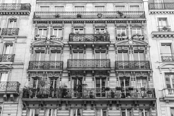 Paris Francia Octubre 2017 Sol Ilumina Calle Ciudad Las Partes — Foto de Stock