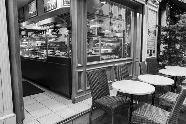 Parigi Francia Ottobre 2017 Tavolini Vuoti Caffè Tradizionale Stare Sul — Foto Stock