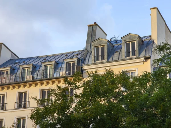 Paris France October 2017 Sun Lights City Street Typical Architectural — Stock Photo, Image