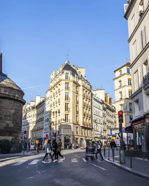 フランス 2017 秋の風景 スタイリッシュな美しい住宅を作る魅力的な建築物群 — ストック写真