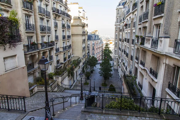 Francia Ottobre 2017 Pittoresca Strada Con Una Scala Pendio Montmartre — Foto Stock