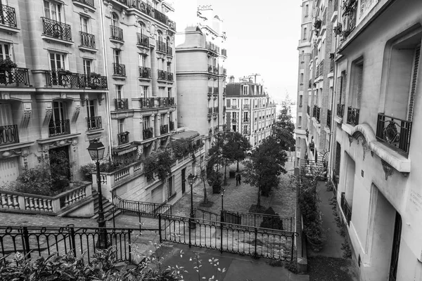 França Outubro 2017 Rua Pitoresca Com Uma Escada Uma Encosta — Fotografia de Stock