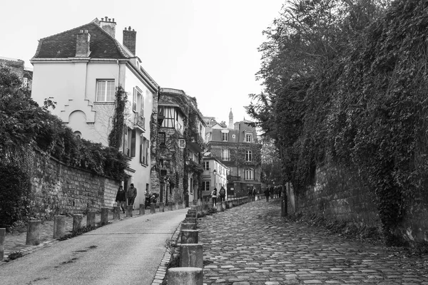 Paris Fransa Üzerinde Ekim 2017 Sonbahar Şehir Manzarası Montmartre Sokakta — Stok fotoğraf