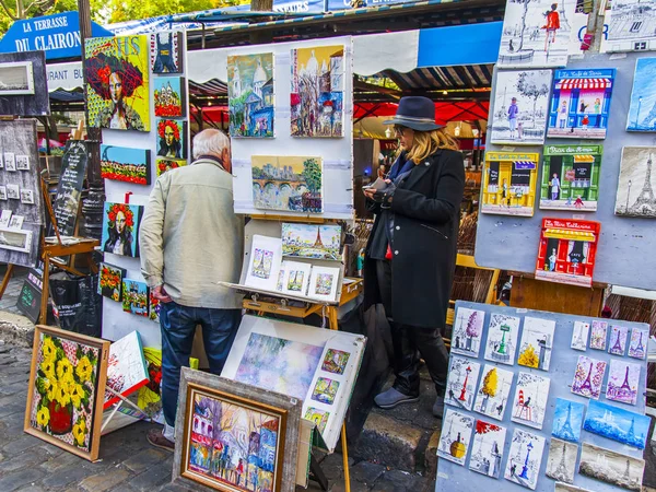 Paris France October 2017 Artists Draw Montmartre Offer Works Tourists — Stock Photo, Image