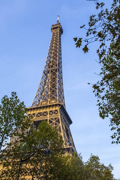 Paris França Outubro 2017 Pôr Sol Ilumina Fragmento Torre Eiffel — Fotografia de Stock