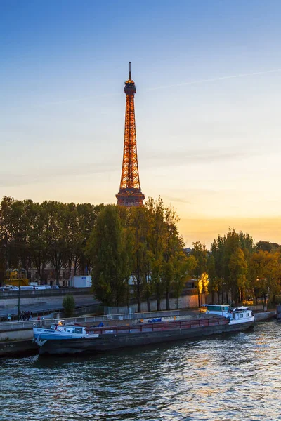 Paris Francia Octubre 2017 Iluminación Nocturna Ilumina Torre Eiffel —  Fotos de Stock