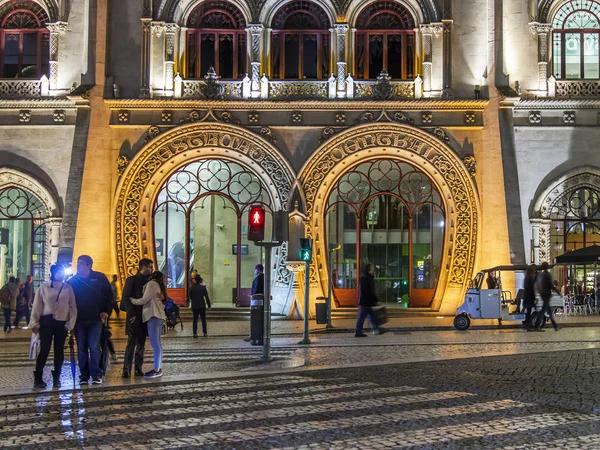 Lisbon Portugal Января 2018 Года Вечернее Освещение Освещает Фасад Вокзала — стоковое фото
