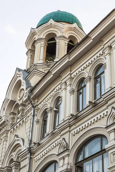 모스크바 러시아 2017에 Nikolskaya 도시의 거리를 하나에 건물의 일반적인 — 스톡 사진