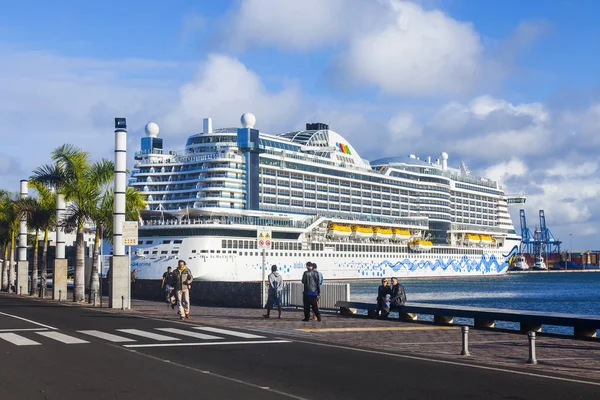 Las Palmas Gran Canaria Spain January 2018 Cruise Ship Moored — Stock Photo, Image