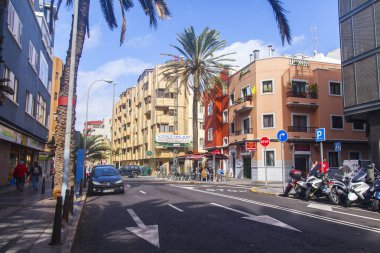 Las Palmas de Gran Canaria, İspanya, 5 Ocak 2018 üzerinde. Modern binalar mimari kompleks adalar adalar için tipik yapmak.