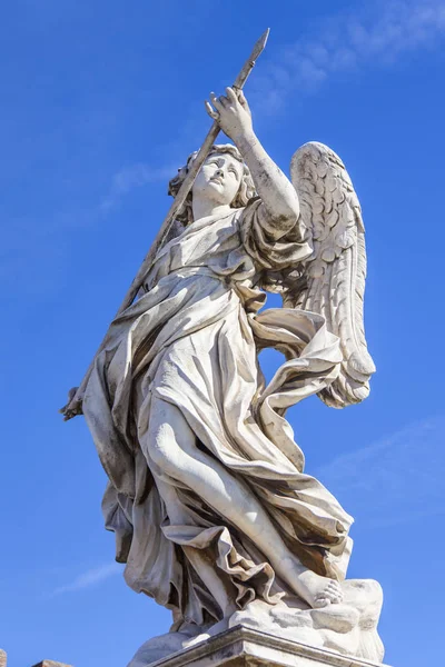 Rome Italy March 2017 Ancient Sculpture Angel Pedestrian Bridge Tiber — Stock Photo, Image