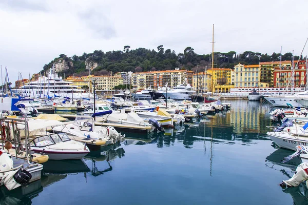 Nice France Mars 2018 Ulike Yachter Ligger Fortøyd Havnen Gamlebyen – stockfoto