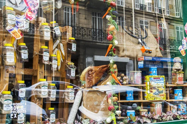 Marseille France Mars 2018 Rue Ville Reflète Dans Une Belle — Photo