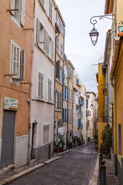 Marseille France March 2018 Traditional Buildings Make Architectural Complex Narrow — Stock Photo, Image