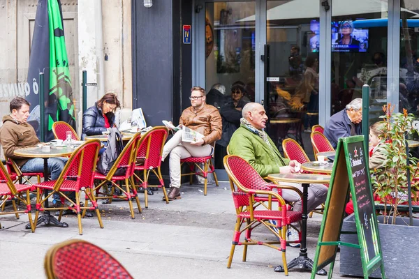 Marseille France March 2018 People Have Rest Eat Picturesque Street — Stock Photo, Image