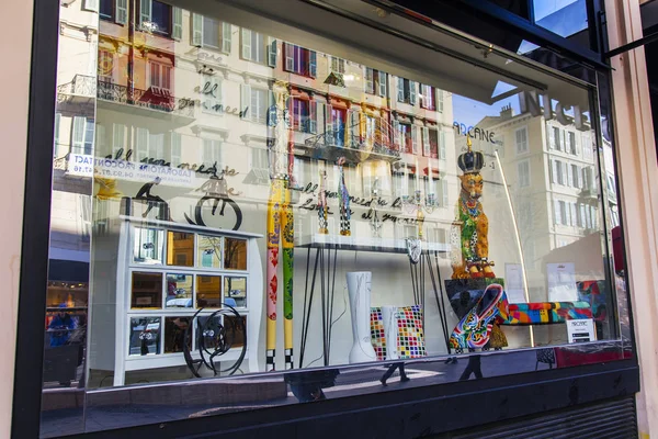 Nice França Março 2018 Cidade Refletida Uma Bela Janela Exibição — Fotografia de Stock