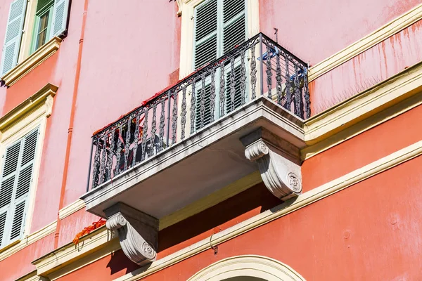 Nice France March 2018 Sun Lights Building Facade Provencal Style — Stock Photo, Image