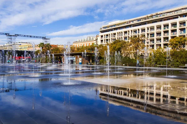 Nice France März 2018 Der Schöne Platanenbrunnen Promenade Paillon Park — Stockfoto