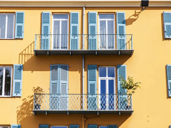 Nice Francia Marzo 2018 Sol Ilumina Una Fachada Edificio Estilo —  Fotos de Stock