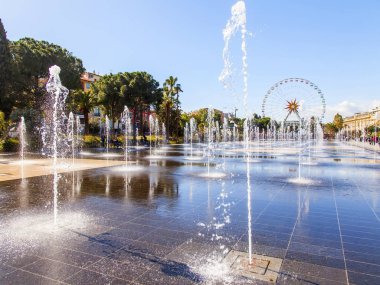 Güzel, Fransa, 6 Mart 2018. La güzel uçak Çeşmesi mesire du Paillon park