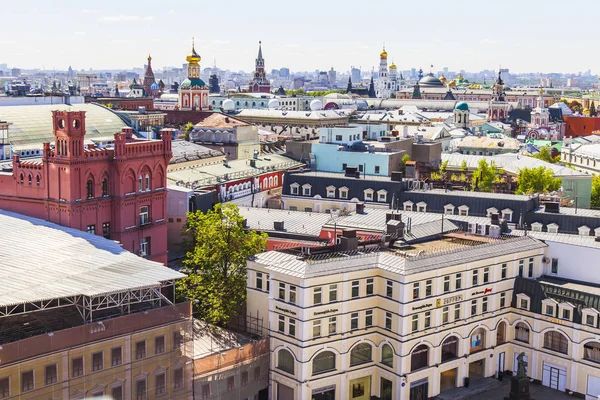 Moscú Rusia Mayo 2018 Techos Pintorescos Ciudad Calottes Iglesias Vista — Foto de Stock