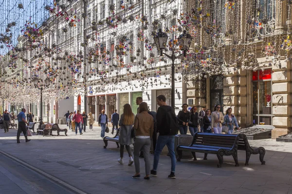 Moscou Russie Mai 2018 Nikolskaya Street Dans Les Meubles Fête — Photo