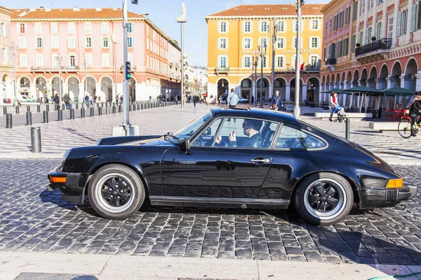 Nice Frankrijk Maart 2018 Luxe Oldtimers Stad Straat — Stockfoto