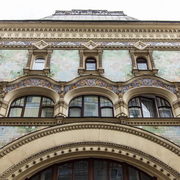 Moskva Ryssland Augusti 2019 Fragment Fasaden Typisk Historisk Modernistisk Byggnad — Stockfoto