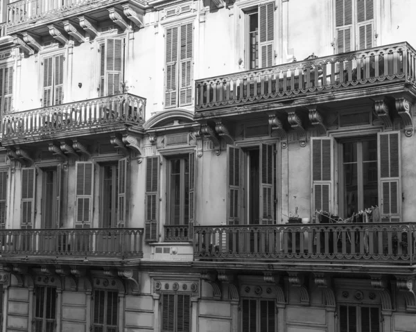 Nicea Francja Października 2019 Widok Okna Typowej Ulicy Miasta Obszarze — Zdjęcie stockowe