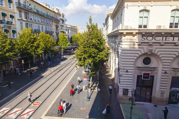 Nice Frankrijk Oktober 2019 Mensen Tram Verplaatsen Zich Door Centrale — Stockfoto