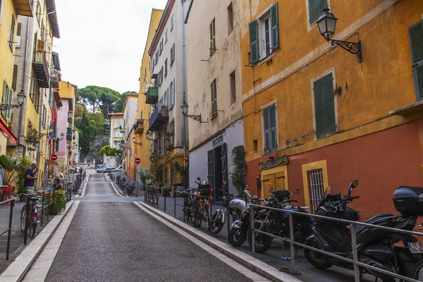 Nice France October 2019 Picturesque Narrow Street Old Town Slope — Stock Photo, Image