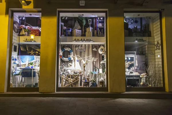 Nice France October 2019 Beautifully Decorated Shop Window Evening Lighting — Stock Photo, Image