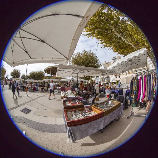 Cannes França Outubro 2019 Uma Variedade Coisas Vintage Balcão Mercado — Fotografia de Stock