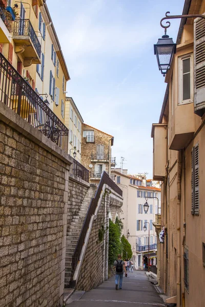 Cannes Frankrike Oktober 2019 Pittoresk Gata Gamla Stan Arkitektonisk Ensemble — Stockfoto