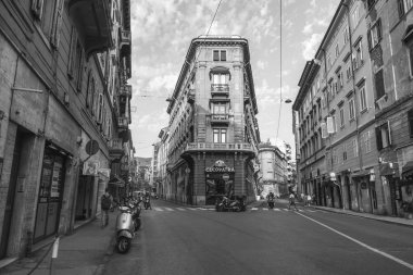 Trieste, İtalya, 5 Ağustos 2019. Tarihi şehrin güzel resimli caddesi.