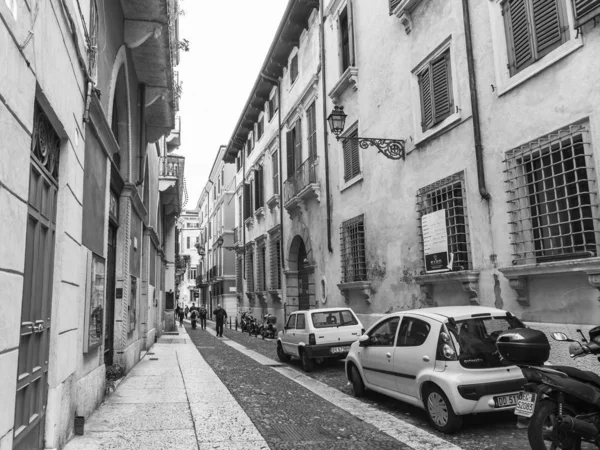 Verona Italia Abril 2019 Hermosa Calle Con Complejo Arquitectónico Tradicional — Foto de Stock