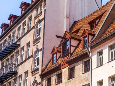 Nürnberg, Almanya, 21 Ağustos 2018 tarihinde. Eski şehirde tipik bir mimari kompleksin bir parçası