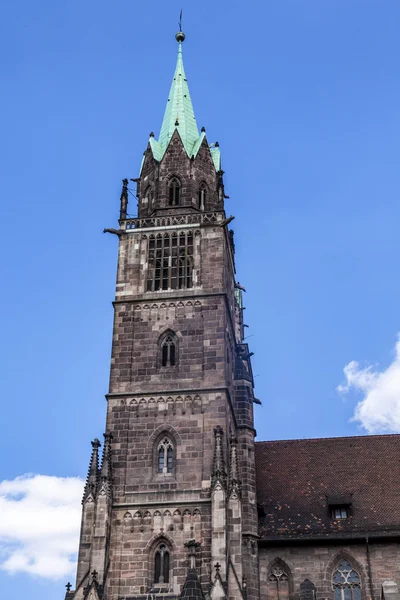 2018年8月22日 ドイツ ニュルンベルク 市の大聖堂の断片 — ストック写真